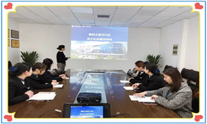 居然之家漢口店展禮儀風采&middot;揚成功風帆禮儀規(guī)范培訓